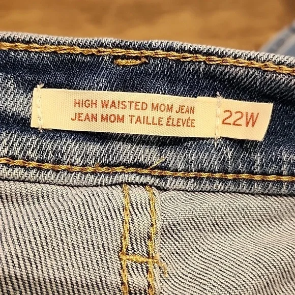 Levis - High Waisted Mom Jeans, Distressed, Blue Denim​​​​​​ - Picture 11 of 14